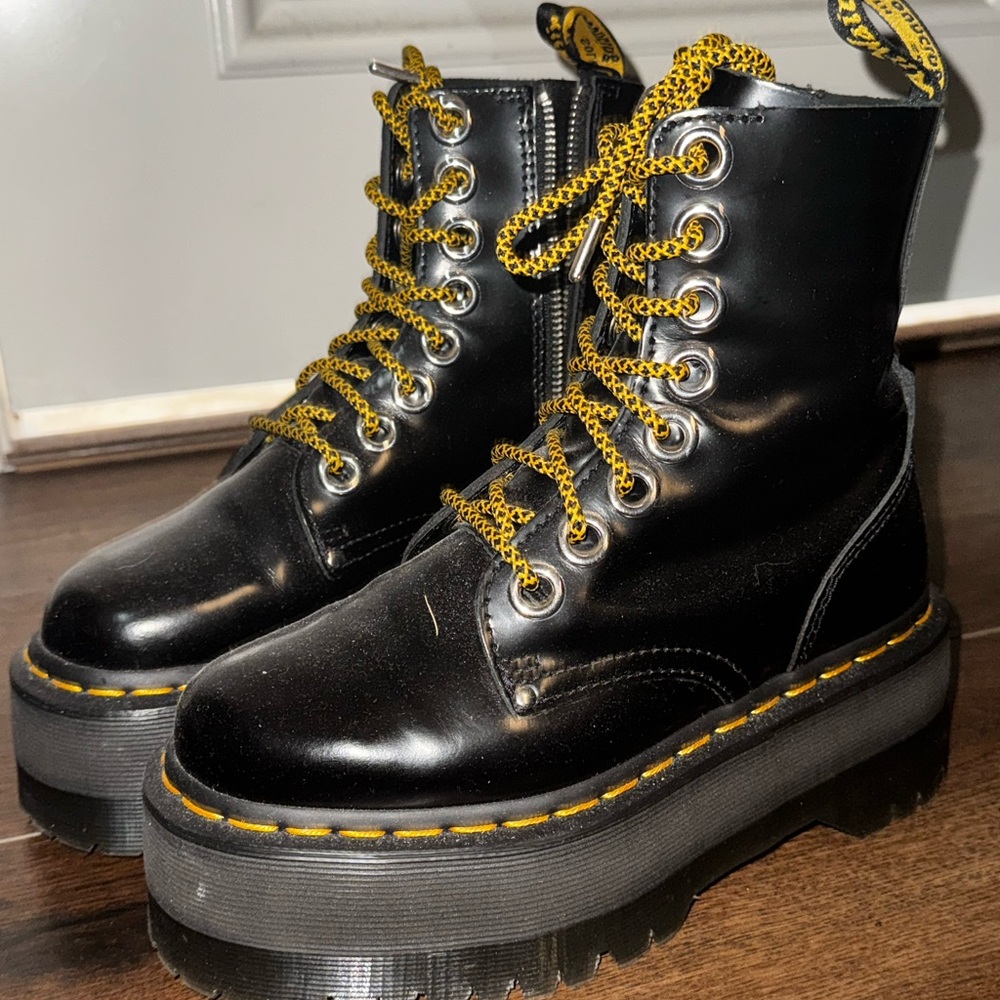 Doc Martens Jadon Platform